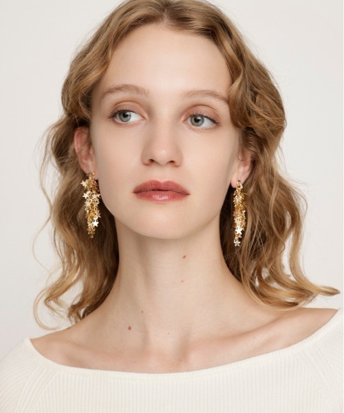 SLY（スライ）の「TINY STAR P/EARRING タイニー スター ピアス（ピアス（両耳用）・レディース・シルバー/ゴールド・FREE）」の11枚目の写真