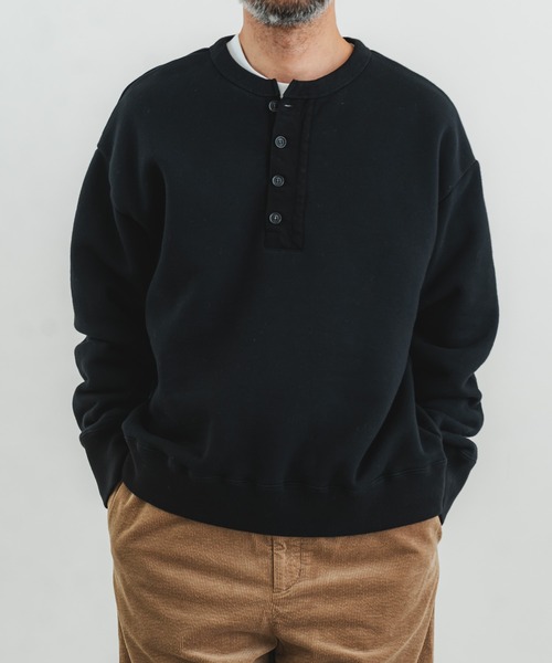 quadro（クオドロ）の「裏毛ナッピング起毛布帛切替ヘンリーネックP/O（Tシャツ/カットソー・メンズ・チャコール/ブラック/キナリ・LARGE/MEDIUM）」の19枚目の写真