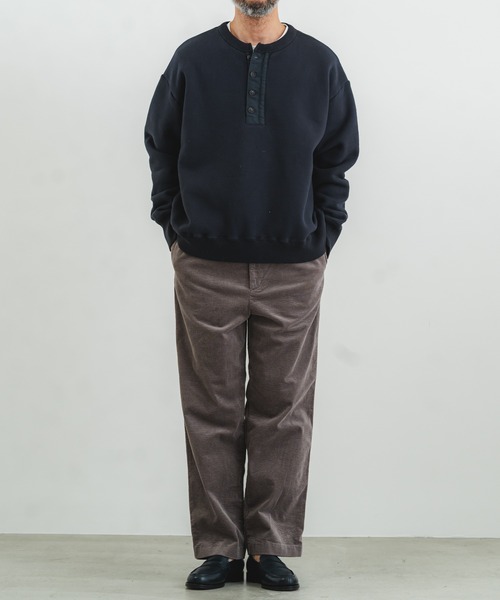 quadro（クオドロ）の「裏毛ナッピング起毛布帛切替ヘンリーネックP/O（Tシャツ/カットソー・メンズ・チャコール/ブラック/キナリ・LARGE/MEDIUM）」の16枚目の写真