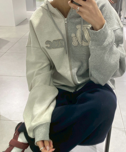 DIME(ダイム)の「【Dime/ダイム】 REVERSE FRENCH TERRY ZIP HOODIE(パーカー・レディース・チャコールグレー/ブラック・SMALL/MEDIUM)」の2枚目の写真