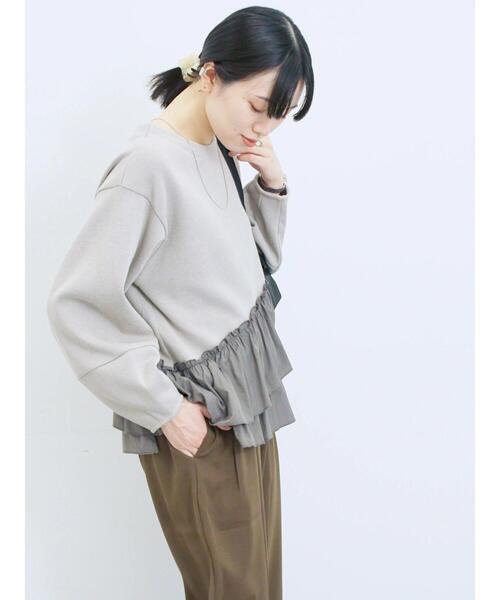 Samansa Mos2 blue(サマンサモスモスブルー)の「ペプラムドッキングプルオーバー(Tシャツ/カットソー・レディース・キナリ/ブラック/ベージュ・F)」の21枚目の写真