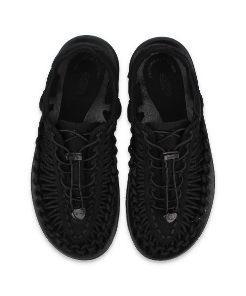 KEEN（キーン）の「KEEN WOMEN UNEEK / キーン ウィメンズ ユニーク / 1014099（スニーカー・レディース・ブラック・23cm/22.5cm/26.5cm/24cm/23.5cm/24.5cm/25cm/26cm/25.5cm）」の2枚目の写真