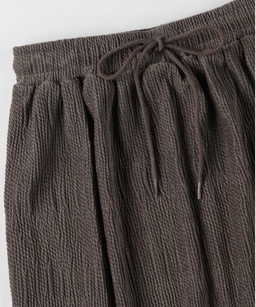 Right-on（ライトオン）の「【HONEYSUCKLE ROSE】ベロア楊柳タイトスカート（楊柳/ベロア/タイトスカート/洗練/シルエット）（スカート・レディース・オフホワイト/カーキブラウン/ブラック・S/M/L）」の11枚目の写真