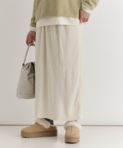 Right-on（ライトオン）の「【HONEYSUCKLE ROSE】ベロア楊柳タイトスカート（楊柳/ベロア/タイトスカート/洗練/シルエット）（スカート・レディース・オフホワイト/カーキブラウン/ブラック・S/M/L）」の12枚目の写真