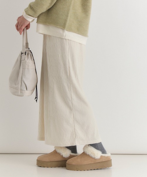 Right-on（ライトオン）の「【HONEYSUCKLE ROSE】ベロア楊柳タイトスカート（楊柳/ベロア/タイトスカート/洗練/シルエット）（スカート・レディース・オフホワイト/カーキブラウン/ブラック・S/M/L）」の13枚目の写真