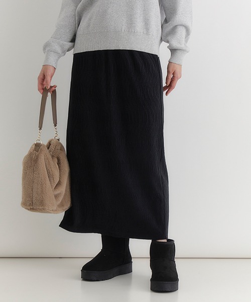 Right-on（ライトオン）の「【HONEYSUCKLE ROSE】ベロア楊柳タイトスカート（楊柳/ベロア/タイトスカート/洗練/シルエット）（スカート・レディース・オフホワイト/カーキブラウン/ブラック・S/M/L）」の17枚目の写真