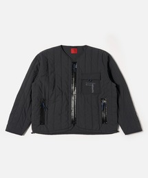 Universal Works（ユニバーサルワークス）の「Topologie X Universal Works Quilted Liner Jacket / Charcoal（ナイロンジャケット）」