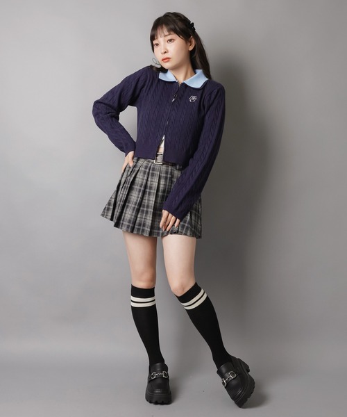 SPINNS（スピンズ）の「襟付き長袖ダブルジップカーディガン/エンブレム刺繍（カーディガン/ボレロ・レディース・アイボリー/ボルドー/ネイビー・ONESIZE）」の19枚目の写真