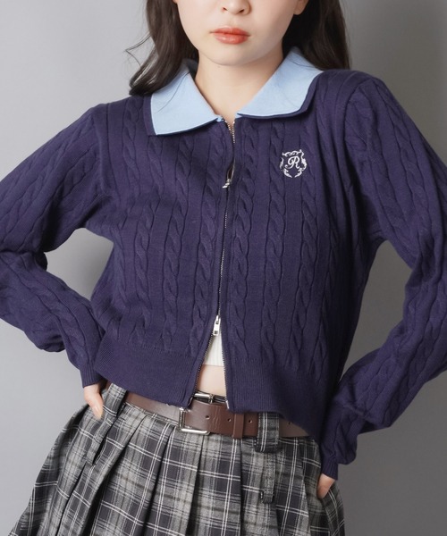 SPINNS（スピンズ）の「襟付き長袖ダブルジップカーディガン/エンブレム刺繍（カーディガン/ボレロ・レディース・アイボリー/ボルドー/ネイビー・ONESIZE）」の6枚目の写真