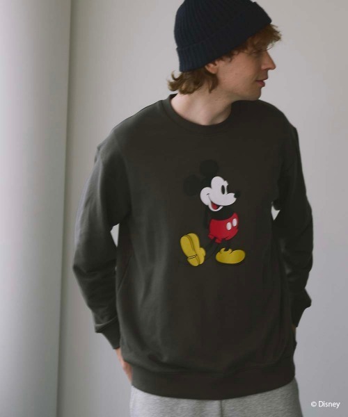 Disney(ディズニー)の「【oceanpacific/オーシャンパシフィック】ミッキー裏毛クルースウェット(スウェット・メンズ・チャコールグレー/ブルー/アイボリー・MEDIUM/LARGE/X-LARGE)」の3枚目の写真