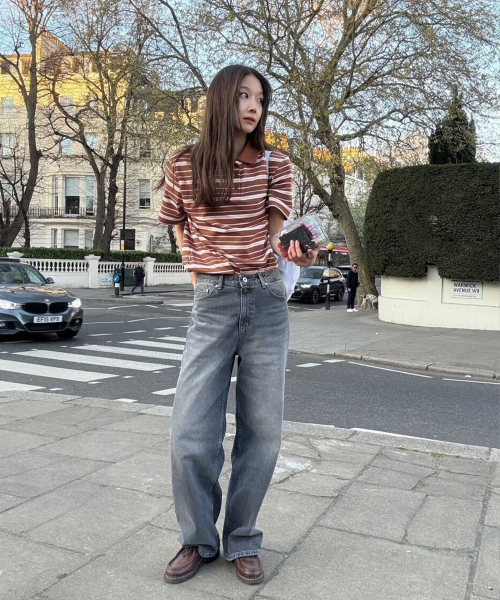 TTUDEMENT(トュードメント)の「LOOSE FIT DENIM PANTS GREY(デニムパンツ・レディース・その他・MEDIUM/LARGE/SMALL)」の1枚目の写真