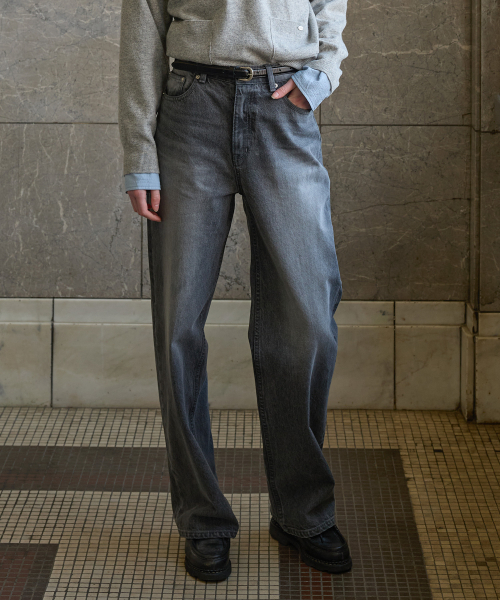 TTUDEMENT(トュードメント)の「LOOSE FIT DENIM PANTS GREY(デニムパンツ・レディース・その他・MEDIUM/LARGE/SMALL)」の2枚目の写真