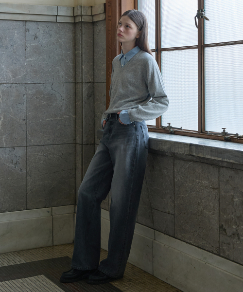 TTUDEMENT(トュードメント)の「LOOSE FIT DENIM PANTS GREY(デニムパンツ・レディース・その他・MEDIUM/LARGE/SMALL)」の3枚目の写真