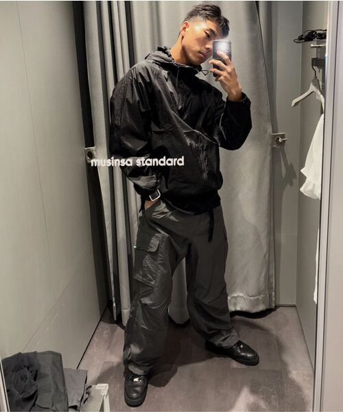 MUSINSA STANDARD（ムシンサスタンダード）の「レイヤードクルーネックTシャツ_通常丈 [ブラック]（Tシャツ/カットソー・メンズ・その他・SMALL/MEDIUM/LARGE/X-LARGE/XX-LARGE/X-SMALL）」の6枚目の写真