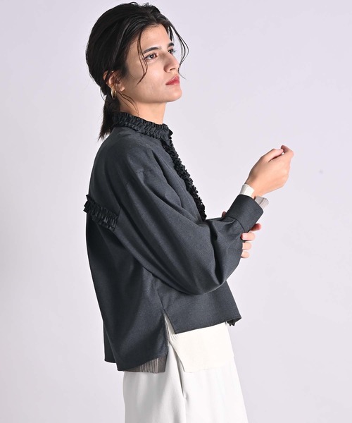 RAW FUDGE（ローファッジ）の「フリルラインブラウス（シャツ/ブラウス・レディース・ブラック/チャコールグレー・M）」の14枚目の写真