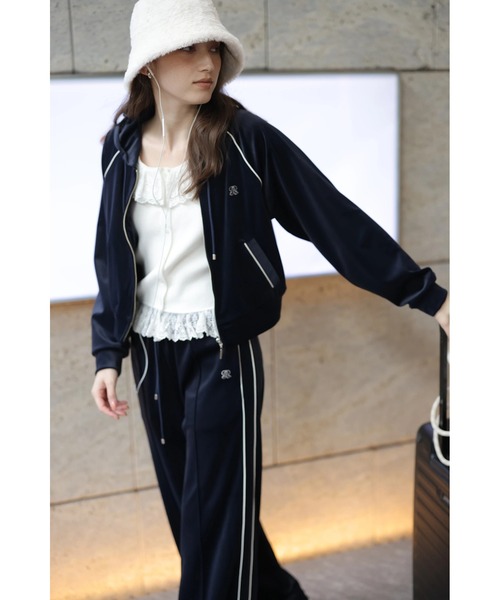 Rirandture(リランドチュール)の「クロップドラインフーディー(Tシャツ/カットソー・レディース・ネイビー・1/2)」の4枚目の写真