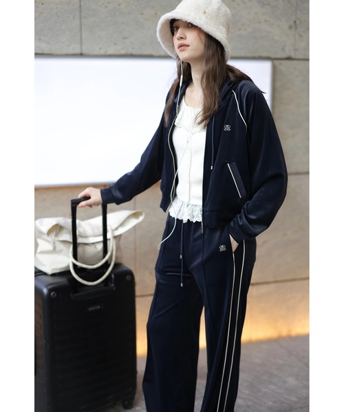 Rirandture(リランドチュール)の「クロップドラインフーディー(Tシャツ/カットソー・レディース・ネイビー・1/2)」の5枚目の写真