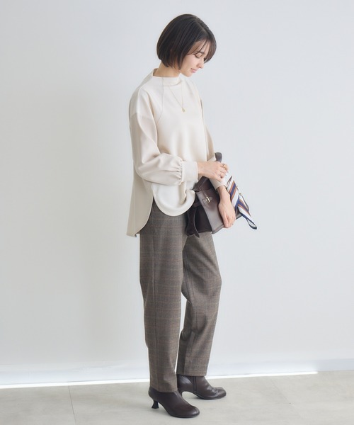 KATHARINE ROSS（キャサリンロス）の「【KATHARINE ROSS】モックネックダンボールプルオーバー（Tシャツ/カットソー・レディース・チャコールグレー/ベージュ・MEDIUM）」の11枚目の写真