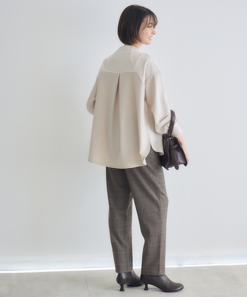 KATHARINE ROSS（キャサリンロス）の「【KATHARINE ROSS】モックネックダンボールプルオーバー（Tシャツ/カットソー・レディース・チャコールグレー/ベージュ・MEDIUM）」の12枚目の写真