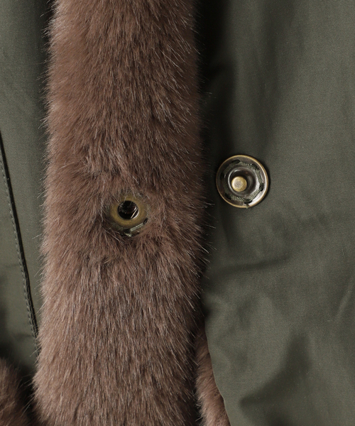 collection PRIVEE?(コレクションプリヴェ)の「【COLLECTION PRIVEE?】 WOMAN ECO-FUR JACKET:ジャケット(その他アウター・レディース・カーキ・42)」の14枚目の写真