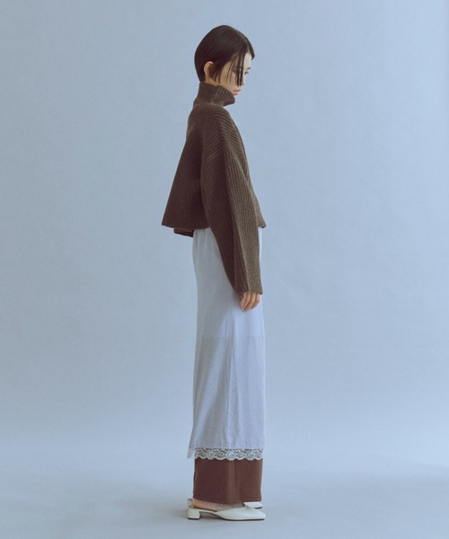 EN NEUME(エンノイム)の「Modern Wide Silhouette Knit(ニット/セーター・レディース・ブラウン/ブラック/ブルー・FREE)」の10枚目の写真