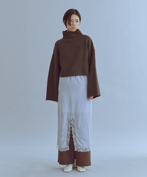 EN NEUME(エンノイム)の「Modern Wide Silhouette Knit(ニット/セーター・レディース・ブラウン/ブラック/ブルー・FREE)」の9枚目の写真