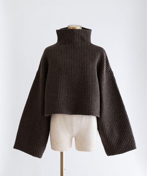 EN NEUME(エンノイム)の「Modern Wide Silhouette Knit(ニット/セーター・レディース・ブラウン/ブラック/ブルー・FREE)」の13枚目の写真