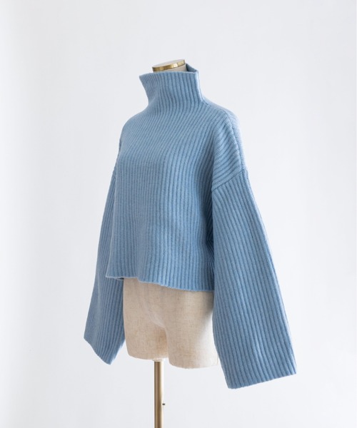 EN NEUME(エンノイム)の「Modern Wide Silhouette Knit(ニット/セーター・レディース・ブラウン/ブラック/ブルー・FREE)」の15枚目の写真