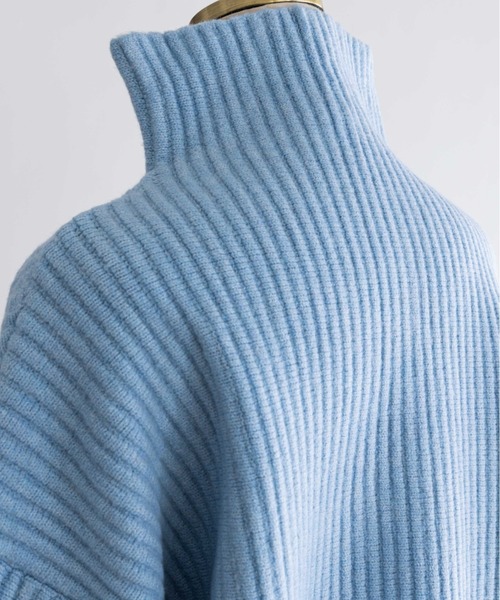 EN NEUME(エンノイム)の「Modern Wide Silhouette Knit(ニット/セーター・レディース・ブラウン/ブラック/ブルー・FREE)」の21枚目の写真