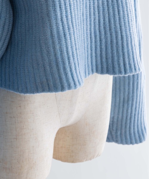 EN NEUME(エンノイム)の「Modern Wide Silhouette Knit(ニット/セーター・レディース・ブラウン/ブラック/ブルー・FREE)」の20枚目の写真
