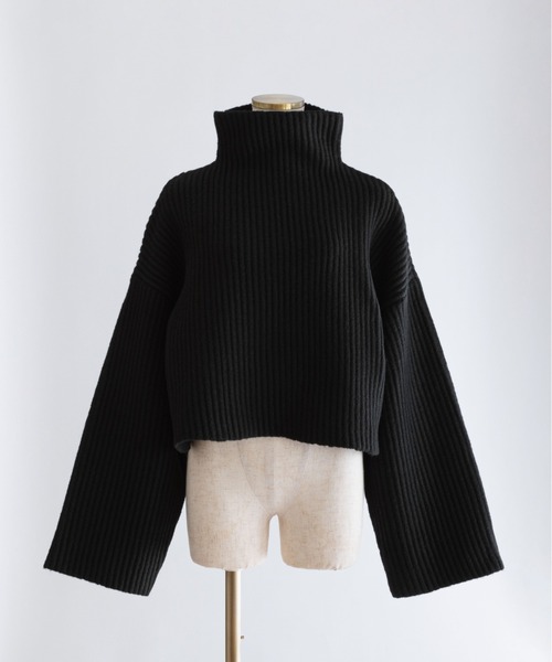 EN NEUME(エンノイム)の「Modern Wide Silhouette Knit(ニット/セーター・レディース・ブラウン/ブラック/ブルー・FREE)」の12枚目の写真