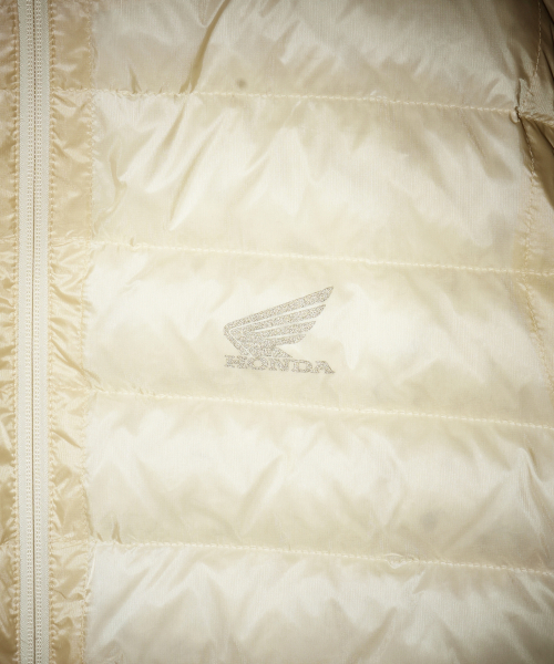 PHYPS MOTORCYCLE(フィップスモーターサイクル)の「H-Tech Storm Shield Parka Ivory(ダウンジャケット/コート・レディース・その他・SMALL/MEDIUM/LARGE/X-LARGE)」の19枚目の写真
