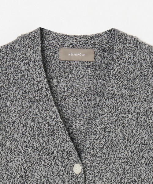 HELIOPOLE（エリオポール）の「MIXED YARN V NECK CARDIGAN（カーディガン/ボレロ・レディース・ブラック/ブルー・38）」の4枚目の写真