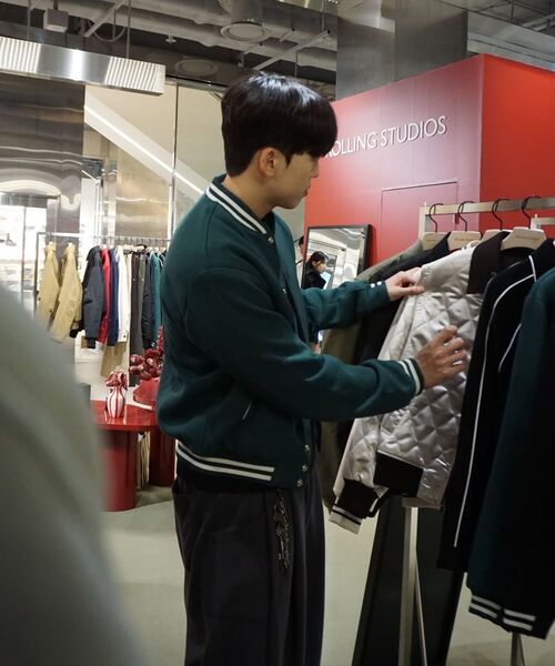 ROLLINGSTUDIOS（ローリングスタジオ）の「VARSITY JACKET WOOL BLACK（スタジャン・メンズ・その他・SMALL）」の5枚目の写真