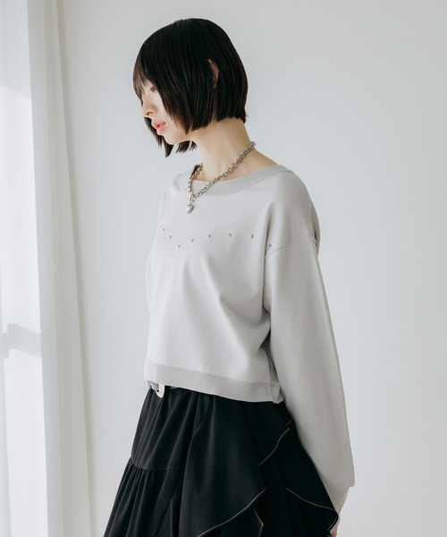 PAGEBOY（ページボーイ）の「スタッズルーズネックプルオーバー（ニット/セーター・レディース・ブラック/オフホワイト/ブルー/チャコールグレー・FREE）」の12枚目の写真