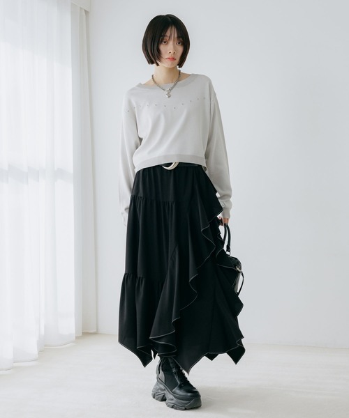 PAGEBOY（ページボーイ）の「スタッズルーズネックプルオーバー（ニット/セーター・レディース・ブラック/オフホワイト/ブルー/チャコールグレー・FREE）」の5枚目の写真