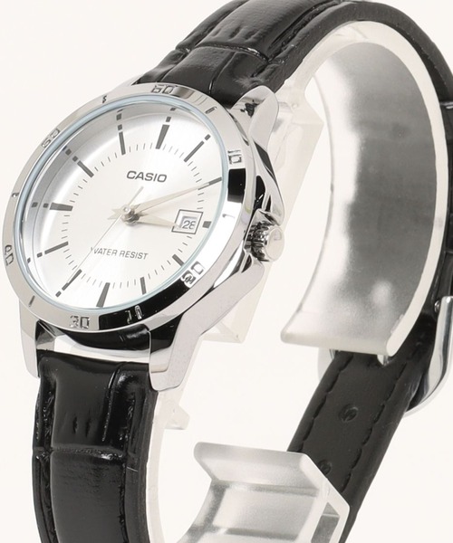 CASIO(カシオ)の「CASIO カシオ/ アナログ腕時計 日付表示 ラウンドフェイス 合成皮革バンド 日常生活用防水 /// LTP L シリーズ(アナログ腕時計・メンズ・ブラック×シルバー/シルバー×ブルー/ブラック・FREE)」の3枚目の写真
