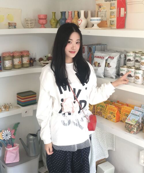 WaiKei(ワイケイ)の「MY HAPPY IS ロングスリーブTシャツ ホワイト(Tシャツ/カットソー・レディース・その他・2/1)」の9枚目の写真