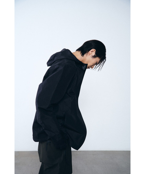 HUMTTO（ハムト）の「男性防水ハードシェルジャケットアルファ（ナイロンジャケット・メンズ・ブラック・M-L/L-XL/2XL）」の8枚目の写真