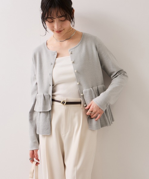 VIS（ビス）の「ティアードペプラムニットカーディガン（カーディガン/ボレロ・レディース・チャコールグレー/ライトグレー/ネイビー/ベージュ・FREE）」の7枚目の写真