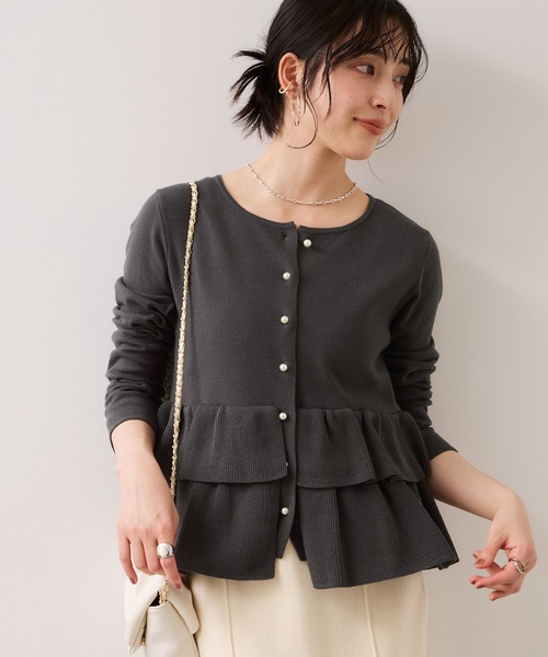 VIS（ビス）の「ティアードペプラムニットカーディガン（カーディガン/ボレロ・レディース・チャコールグレー/ライトグレー/ネイビー/ベージュ・FREE）」の16枚目の写真