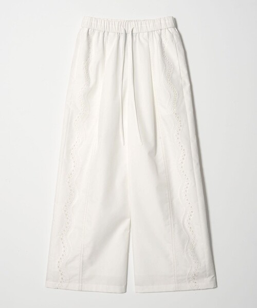 EMMEL REFINES（エメルリファインズ）の「＜EMMEL REFINES＞EM カットワーク シシュウ パンツ（その他パンツ・レディース・ナチュラル/ホワイト・M/S）」の2枚目の写真