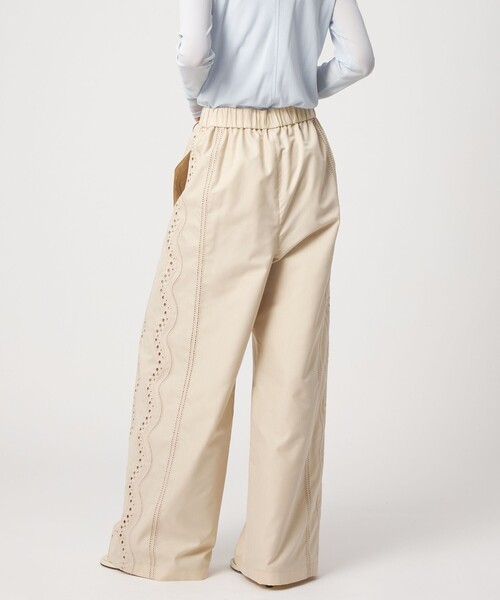 EMMEL REFINES（エメルリファインズ）の「＜EMMEL REFINES＞EM カットワーク シシュウ パンツ（その他パンツ・レディース・ナチュラル/ホワイト・M/S）」の4枚目の写真