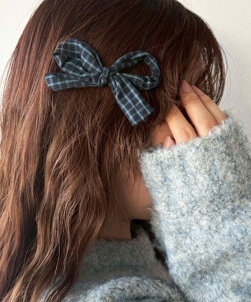 kutir(クティール)の「kutirlune/【2P】チェック柄リボンヘアピン(ヘアピン・レディース・ブラウン/ブルー/ネイビー・FREE)」の2枚目の写真