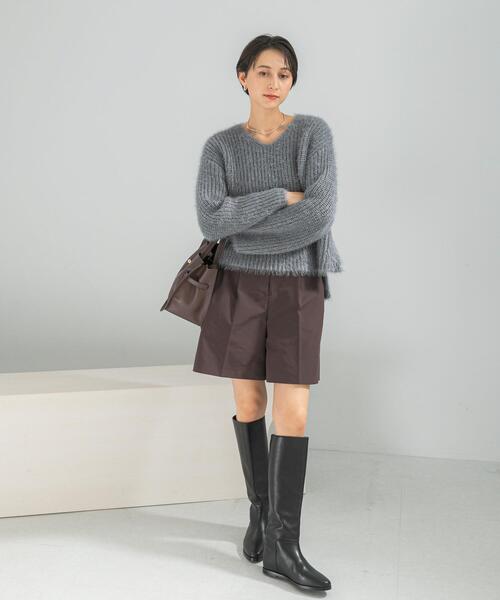 URBAN RESEARCH ROSSO WOMEN（アーバンリサーチ　ロッソ）の「タックデザインショートパンツ（その他パンツ・レディース・ブラック/ブラウン・36/38）」の3枚目の写真