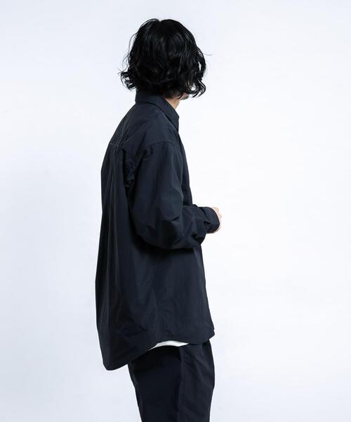 EKAL(エカル)の「『UR TECH』ナイロンタッサーロングスリーブシャツ(シャツ/ブラウス・メンズ・ライトブルー/グリーン系その他/ネイビー/イエロー/グレー・X-LARGE/LARGE/MEDIUM)」の19枚目の写真