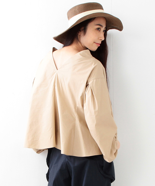 Ray BEAMS（レイビームス）の「◇RBS / バルーンスリーブ フレア プルオーバー（シャツ/ブラウス・レディース・ホワイト/ベージュ・ONE SIZE）」の7枚目の写真