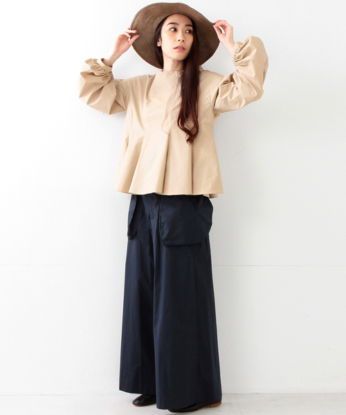 Ray BEAMS（レイビームス）の「◇RBS / バルーンスリーブ フレア プルオーバー（シャツ/ブラウス・レディース・ホワイト/ベージュ・ONE SIZE）」の4枚目の写真