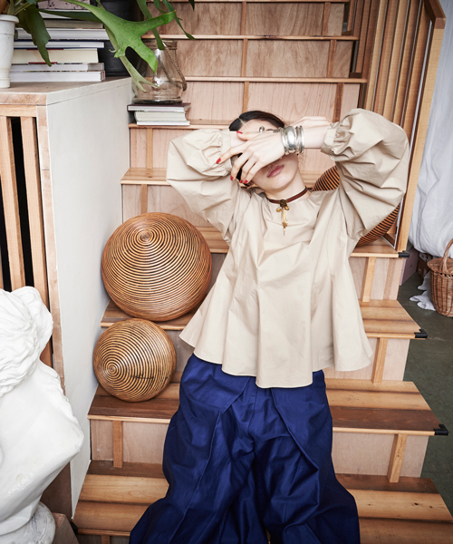 Ray BEAMS（レイビームス）の「◇RBS / バルーンスリーブ フレア プルオーバー（シャツ/ブラウス・レディース・ホワイト/ベージュ・ONE SIZE）」の16枚目の写真