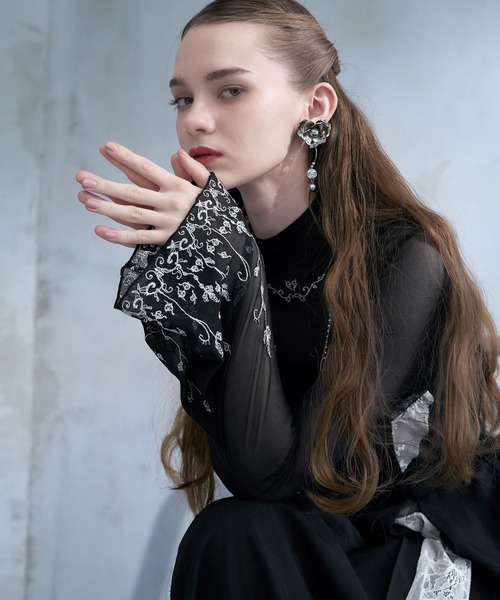 HARE（ハレ）の「【CEREMONY】シシュウシアートップス(HARE)（Tシャツ/カットソー・レディース・ブルー/ブラック・FREE）」の13枚目の写真